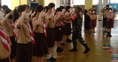 Babinsa Gambir Laksanakan Pembinaan Lewat Army Go To School