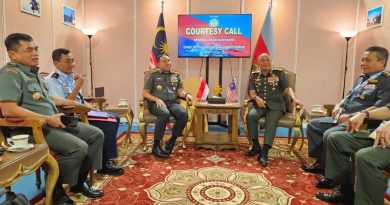Panglima TNI Penuhi Undangan Jeneral Tan Sri Dato’ Seri Mohammad Bin Ab Rahman