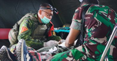 Hadir untuk Rakyat, Satgas Yonif 2 Marinir dan Kodim 1703/Deiyai Gelar Khitanan Massal di Waghete