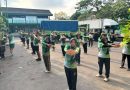 Jaga Kebugaran dan Cegah Cedera, Anggota Makodim Tulungagung Gelar Aerobik Lari Santai di Alun-alun