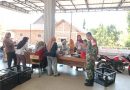 Sukseskan Program Pemerintah, Babinsa Kodim Ponorogo Pendampingan Pendistribusian MBG di Desa Binaan