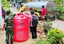 Hadapi Kekeringan, TNI-Polri Salurkan 8.000 Liter Air ke Pogalan