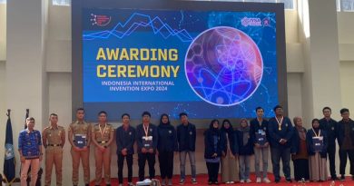 Tim Taruna AAL meraih Gold Medal dan Best Poster pada ajang “Indonesia International Invention Expo (IIIEX) 2024” di Polines Semarang