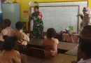 Peduli Pendidikan Anak, Babinsa Koramil 1710-02/Timika Bantu Mengajar Di Sekolah Dengan Metode Gasing