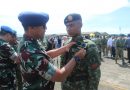 Kadisops Lanud Sultan Hasanuddin Sematkan Bravet Para Dasar Kepada Prajurit Brigif 3/Tri Budi Sakti Divisi Infanteri 3 Kostrad