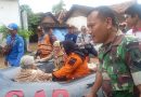 2 Warga Meninggal Dunia, Prajurit TNI Evakuasi Warga Terdampak Banjir di Ponorogo