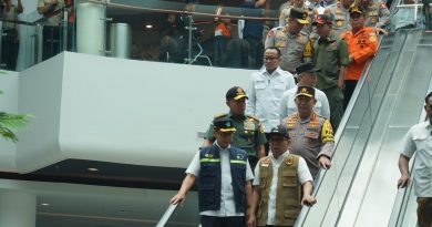 Panglima TNI dan Kapolri  Sidak ASDP Pastikan Kesiapan Pelabuhan Merak dalam Menyambut Nataru 2025