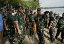 Panglima TNI Membuka Secara Resmi Aksi Bersih Pantai, Wujud Nyata TNI Peduli Lingkungan