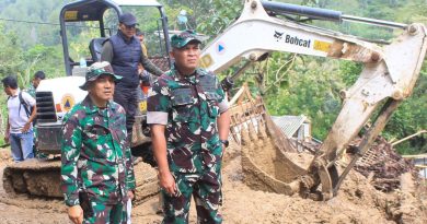 Danrem 081/DSJ Pimpin Pencarian Korban Hilang Bencana Longsor di Trenggalek
