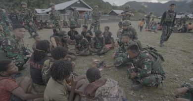 Jalin Kehangatan Lewat Komsos, Satgas Yonif 715/Mtl Duduk Bersama Dengar Keluhan Masyarakat Tirineri