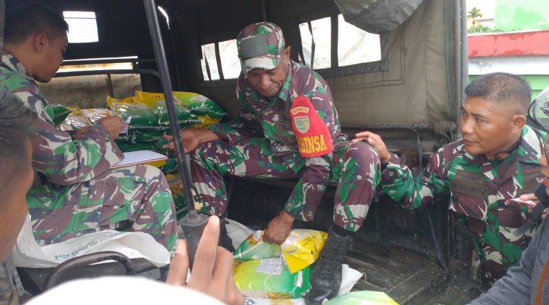 Dukung Program Pemerintah Stabilkan Harga Beras, Kodim 1710/Mimika Gencarkan Gerakan Pangan Murah Untuk Warga Mimika