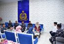 Pangkormar Dampingi Kasal dan Seskab Serahkan Santunan Presiden Kepada Keluarga Prajurit yang Gugur Jelang HUT TNI KE-80