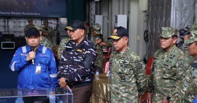 Panglima TNI Dampingi Menhan RI Saksikan Uji Penembakan Torpedo Kapal Selam Otonom Buatan Anak Bangsa