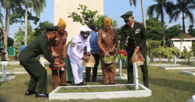 Jelang HUT ke-80 TNI, Kodim 0807 Tulungagung Gelar Ziarah Nasional di TMP Rejoagung