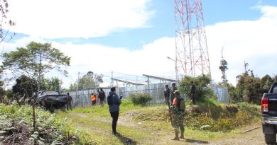 Kodim 1714/PJ Terlibat Upaya Peningkatan Komunikasi di Wilayah Wuyuneri melalui Pemasangan Tower Repeater