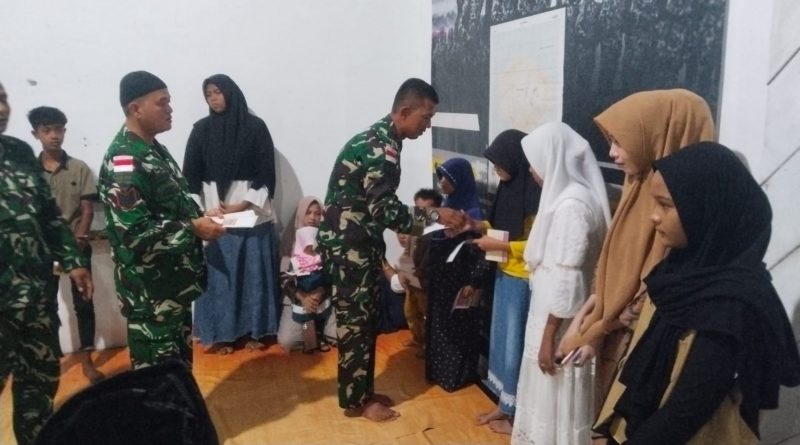 Prajurit Yonif 8 Mar Satgasmar PAM Puter Pulau Rondo berbagi berkah Ramadan santuni Anak Yatim di Sabang Prajurit Yonif 8 Mar Satgasmar PAM Puter Pulau Rondo berbagi berkah Ramadan santuni Anak Yatim di Sabang