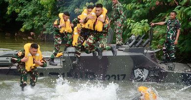 Bentuk Calon Perwira Jalasena Korps Marinir TNI AL Berkemampuan Tempur, Taruna AAL Tingkat III Kejuruan Marinir Laksanakan Lattek Kartaka Yudha Di Yonranratfib 2 Marinir