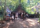Satgas TMMD Dibantu Warga Tuntaskan Rabat Jalan