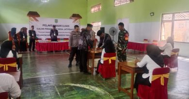 TNI-Polri Kawal Ketat Ujian Perangkat Desa di Trenggalek, Pastikan Seleksi Transparan dan Kondusif