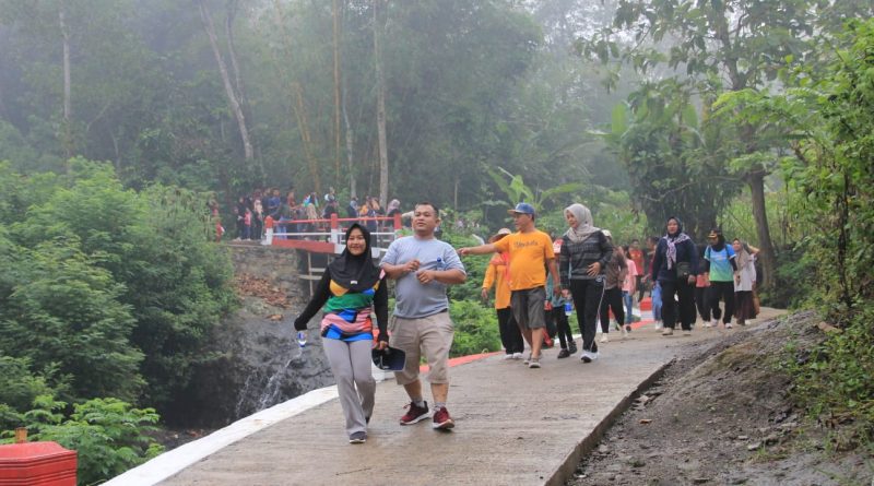 Jalan Santai, Bentuk Tasyakuran Terima Kasih TNI dari Warga Sukorejo