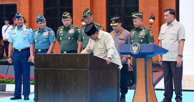 Panglima TNI Dampingi Presiden Prabowo Subianto Resmikan Museum dan Perpustakaan di Seskoad