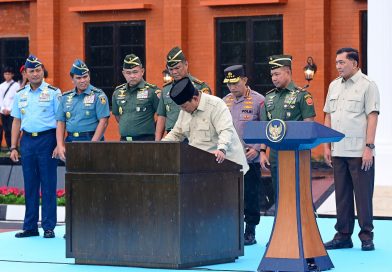 Panglima TNI Dampingi Presiden Prabowo Subianto Resmikan Museum dan Perpustakaan di Seskoad