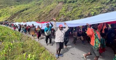 Peringatan Hari Lahir Pancasila, 800 Warga Puncak Jaya Kirab Bendera 50 Meter