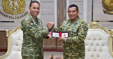 Pangkormar Terima  Courtesy Call Pangkogabwilhan III di Kesatrian Marinir Hartono Cilandak
