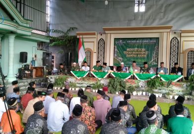 Sinergitas TNI-Polri Hadiri Konferensi MWC NU Suruh, Perkuat Keamanan dan Kerukunan di Trenggalek