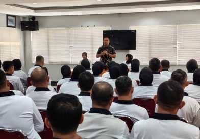 Dandenma Mako Kormar Tekankan Soliditas dan Peningkatan Kompetensi PNS, P3K dan Pegawai Paruh Waktu Korps Marinir Dandenma Mako Kormar Tekankan Soliditas dan Peningkatan Kompetensi PNS, P3K dan Pegawai Paruh Waktu Korps Marinir