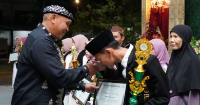Danrem Untoro: Pendidikan Pesantren Pilar Strategis Kemajuan Bangsa Danrem Untoro: Pendidikan Pesantren Pilar Strategis Kemajuan Bangsa
