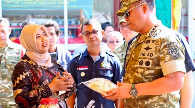 Wapang TNI Tinjau Koperasi Merah Putih di Lamongan, Blora, dan Bojonegoro Wapang TNI Tinjau Koperasi Merah Putih di Lamongan, Blora, dan Bojonegoro