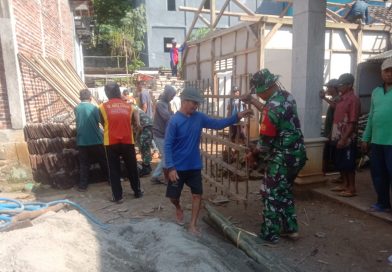 Babinsa dan Warga Bergotong Royong Wujudkan Rumah Layak Huni di Trenggalek Babinsa dan Warga Bergotong Royong Wujudkan Rumah Layak Huni di Trenggalek