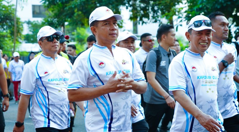 Panglima TNI Hadiri Olahraga Bersama Hari Bhayangkara ke-80, Perkuat Soliditas TNI-Polri