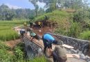 Sinergi TNI dan Masyarakat Sukseskan Empat Jembatan Garuda di Ponorogo