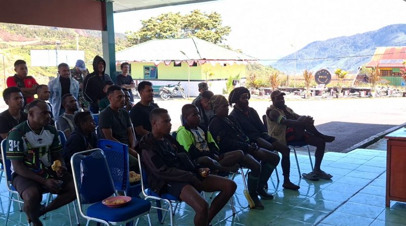 Kodim 1714/Puncak Jaya Gelar Nobar Pertandingan Piala Dunia 2026 di Kab. Puncak Jaya Kodim 1714/Puncak Jaya Gelar Nobar Pertandingan Piala Dunia 2026 di Kab. Puncak Jaya
