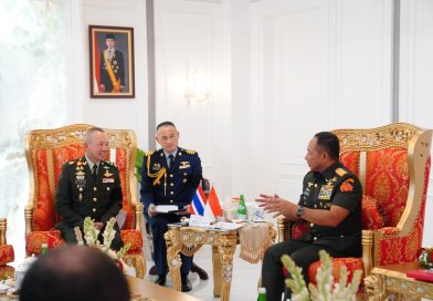 Panglima TNI Perkuat Kerja Sama Strategis dengan Panglima Angkatan Bersenjata Kerajaan Thailand Panglima TNI Perkuat Kerja Sama Strategis dengan Panglima Angkatan Bersenjata Kerajaan Thailand