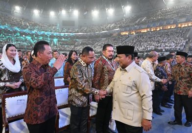 Panglima TNI Hadiri Puncak Hari Koperasi ke-79, Dukung Penguatan Ekonomi Kerakyatan Panglima TNI Hadiri Puncak Hari Koperasi ke-79, Dukung Penguatan Ekonomi Kerakyatan