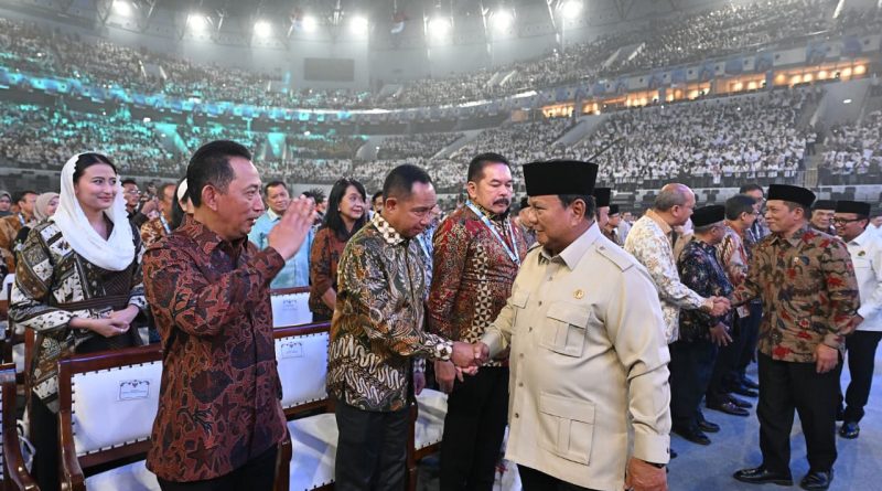 Panglima TNI Hadiri Puncak Hari Koperasi ke-79, Dukung Penguatan Ekonomi Kerakyatan Panglima TNI Hadiri Puncak Hari Koperasi ke-79, Dukung Penguatan Ekonomi Kerakyatan