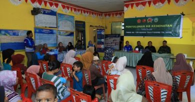 Tak Hanya Bangun Infrastruktur, TMMD ke-129 Kodim 1505/Tidore Hadirkan Penyuluhan KB Kesehatan bagi Masyarakat