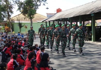 Kodim 0806/Trenggalek Perkuat Karakter Siswa Lewat Outing Class Kodim 0806/Trenggalek Perkuat Karakter Siswa Lewat Outing Class