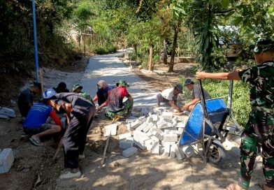 Jiwa Korsa dan Kemanunggalan TNI-Rakyat Jadi Kekuatan TMMD di Desa Bulu Lor Jiwa Korsa dan Kemanunggalan TNI-Rakyat Jadi Kekuatan TMMD di Desa Bulu Lor