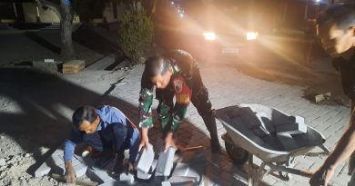 Lembur Malam, Babinsa Bulu Lor Terus Kawal Proyek TMMD 129