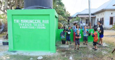 Senyum Anak-Anak di Tengah Air Bersih, Bukti Nyata TMMD Kodim 1505/Tidore Hadir untuk Warga
