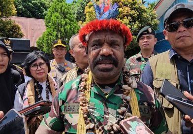 Sampaikan Ultimatum, Stafsus Menhan Lenis Kogoya Minta TPNPB-OPM Hentikan Kekerasan dan Tinggalkan Wamena Sampaikan Ultimatum, Stafsus Menhan Lenis Kogoya Minta TPNPB-OPM Hentikan Kekerasan dan Tinggalkan Wamena