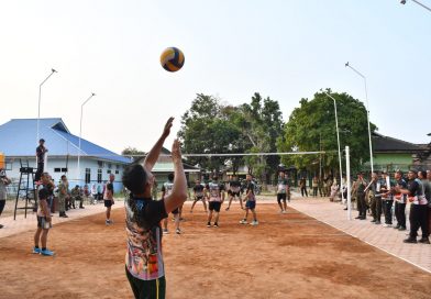 Meriahkan HUT ke 81 Kemerdekaan RI, Kodim Ponorogo Gelar Turnamen Bola Voli Antar Koramil Meriahkan HUT ke 81 Kemerdekaan RI, Kodim Ponorogo Gelar Turnamen Bola Voli Antar Koramil