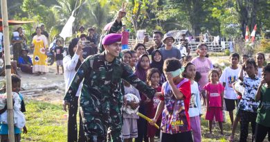 Berbagi Keceriaan Bersama Anak-Anak Pengungsi Korban Gempa NTT