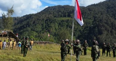 Menembus Keterisolasian Ugimba: Misi Pengabdian Koops TNI Habema Mengibarkan Merah Putih di Kaki Gunung Cartenz