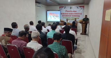 Perkuat Wawasan Kebangsaan, Danramil Kota Bekali Ketua RT/RW dan Karang Taruna tentang Nilai Persatuan