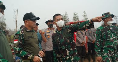 Penanganan Karhutla Sektor Selatan Kalbar Diperkuat, TNI Alihkan Perkuatan Pasukan